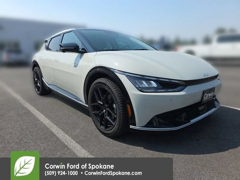 Used 2022 Kia EV6 Wind w/ Wind Technology Package AWD/4WD image 1