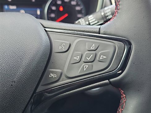 Used 2023 Chevrolet Equinox RS w/ LPO, Floor Liner Package image 18