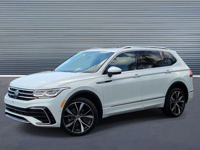 Used 2024 Volkswagen Tiguan SEL R-Line