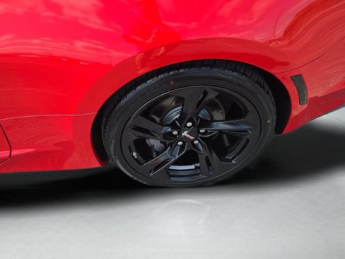 Used 2020 Chevrolet Camaro SS RWD image 15