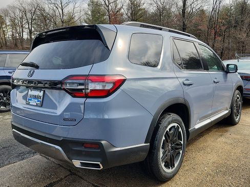 New 2026 Honda Pilot image 3