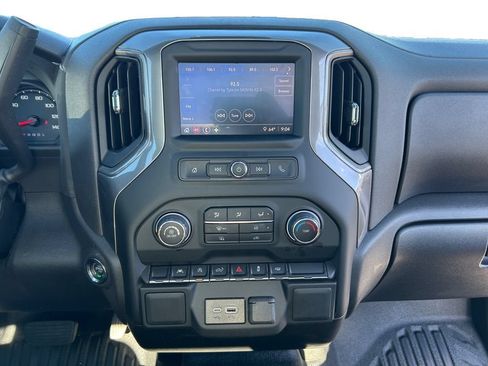 Used 2025 Chevrolet Silverado 1500 W/T RWD image 11