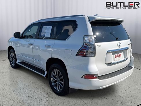 Used 2018 Lexus GX 460 Luxury AWD/4WD image 4