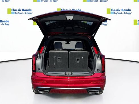 Used 2021 Cadillac XT6 Luxury image 31