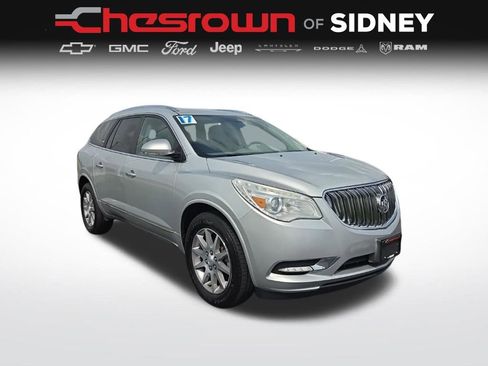 Used 2017 Buick Enclave Convenience image 2