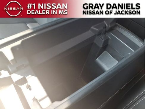 Used 2023 Nissan Rogue SL w/ SL Premium Package FWD image 20