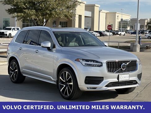 Certified 2022 Volvo XC90 T6 Momentum w/ Advanced Package image 4
