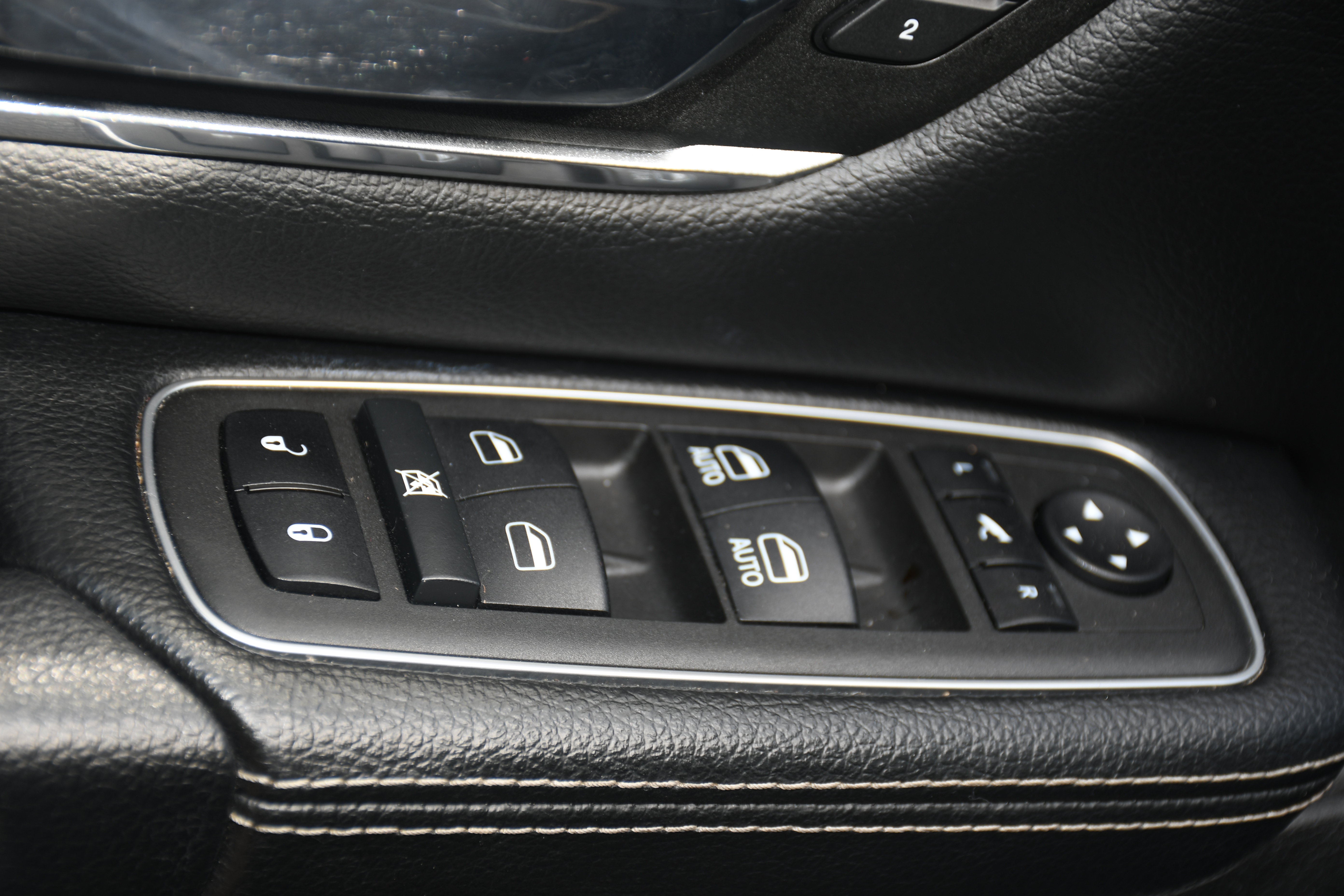 Used 2022 RAM 1500 Laramie w/ Sport Appearance Package AWD/4WD image 10