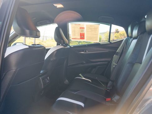 Used 2025 Toyota Camry SE w/ Convenience Package FWD image 22