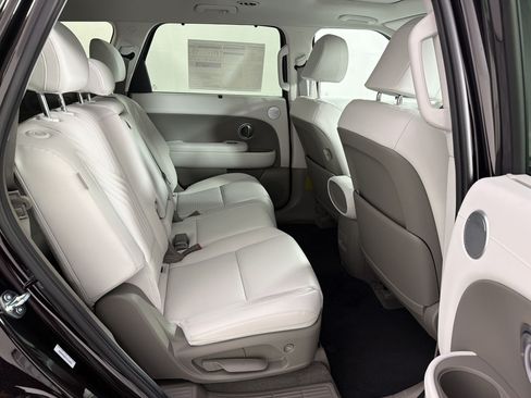 Used 2026 Hyundai Palisade SEL FWD image 31