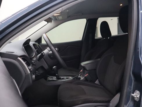 Used 2020 Jeep Cherokee Latitude image 14