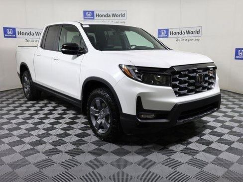 New 2025 Honda Ridgeline TrailSport image 3