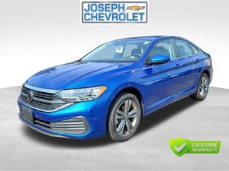 Used 2024 Volkswagen Jetta SE FWD video 2