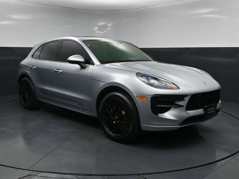 Certified 2020 Porsche Macan GTS w/ Premium Package Plus (PF4) AWD/4WD image 12