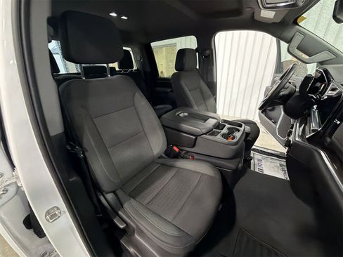 Used 2024 Chevrolet Silverado 2500 LT image 25