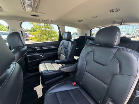 Used 2022 Kia Telluride S AWD/4WD image 8