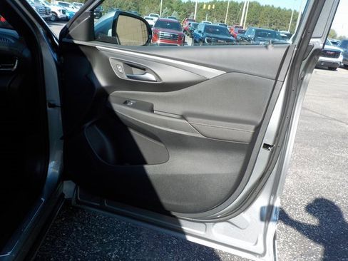 New 2025 Buick Envista Avenir image 21