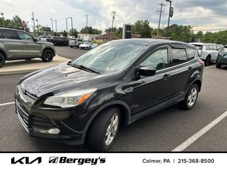 Used 2015 Ford Escape SE FWD video 1