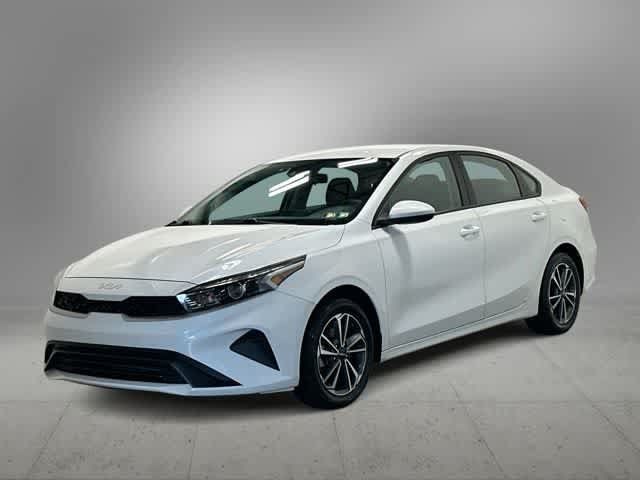 Used 2023 Kia Forte LXS FWD image 1