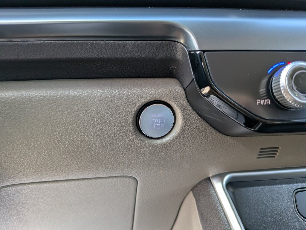 Certified 2026 Kia Carnival FWD image 28