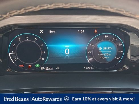 Certified 2024 Volkswagen Atlas Cross Sport SE AWD/4WD image 27