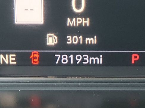 Used 2021 GMC Sierra 1500 AT4 w/ Technology Package image 33