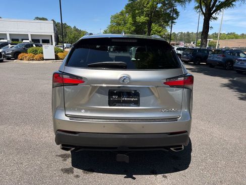 Used 2016 Lexus NX 200t FWD image 11