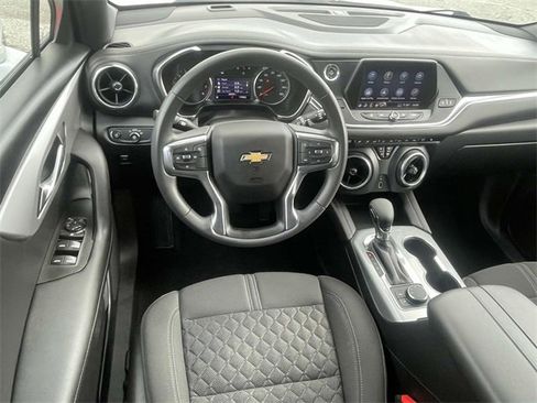 Used 2022 Chevrolet Blazer LT image 14