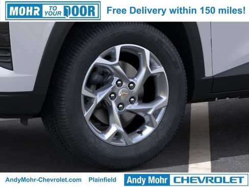 New 2026 Chevrolet Trax LS w/ LS Convenience Package FWD image 11