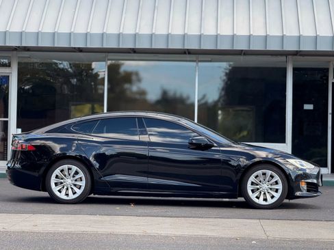 Used 2016 Tesla Model S 75 image 5