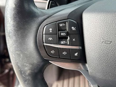 Used 2020 Ford Explorer Platinum w/ Premium Technology Package image 14