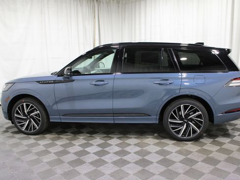 New 2026 Lincoln Aviator Black Label w/ Black Label Special Edition image 36