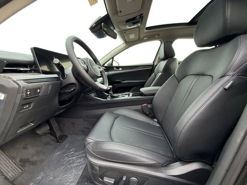 New 2026 Kia K5 EX FWD image 9