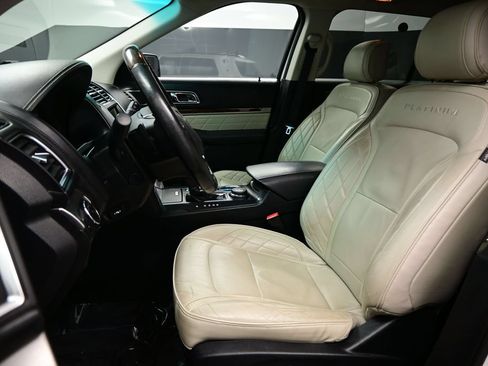 Used 2016 Ford Explorer Platinum AWD/4WD image 9