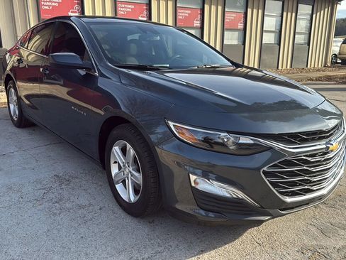 Used 2020 Chevrolet Malibu LS w/ Driver Confidence Package II image 1