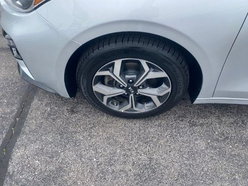 Used 2020 Kia Forte LXS FWD image 20