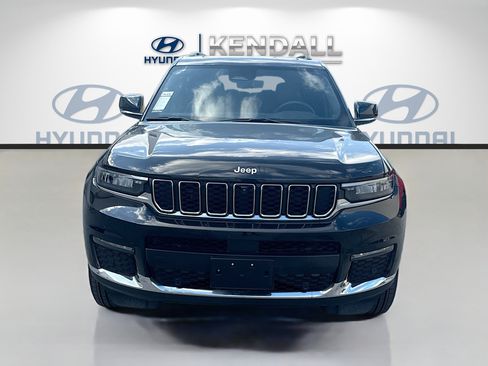 Used 2024 Jeep Grand Cherokee L Limited w/ Luxury Tech Group II AWD/4WD image 2