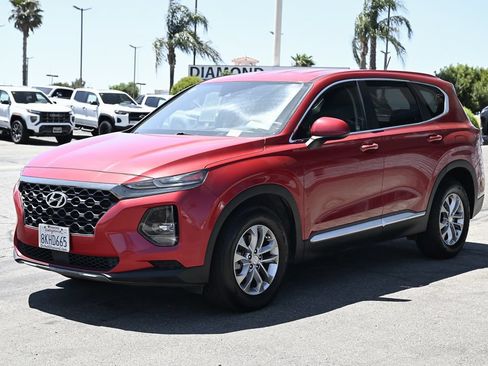 Used 2020 Hyundai Santa Fe SE FWD image 9