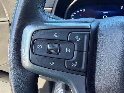 Used 2022 Chevrolet Suburban Z71 w/ Z71 Off-Road Package AWD/4WD image 21