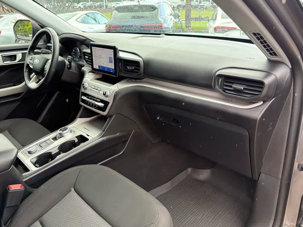 Certified 2024 Ford Explorer XLT AWD/4WD image 13