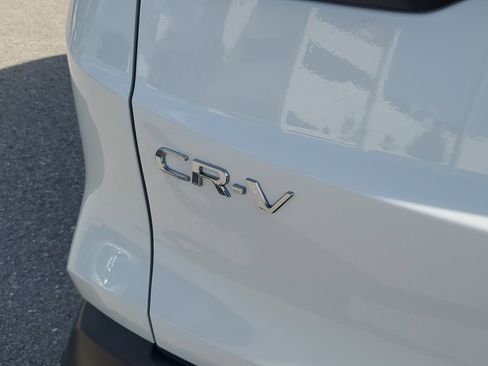 Used 2025 Honda CR-V EX image 12