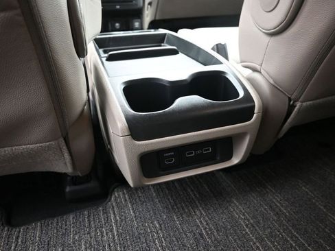 Used 2023 Honda Odyssey Touring image 13