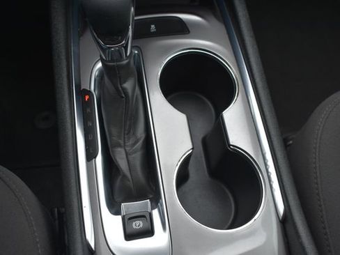 Used 2023 Chevrolet Malibu LT image 30