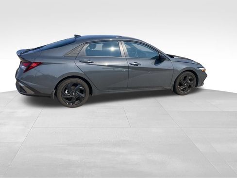 Used 2026 Hyundai Elantra Sport FWD image 15