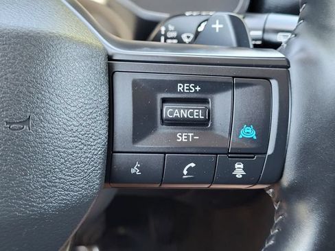 Certified 2025 Nissan Rogue SV FWD image 13