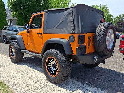 Used 2012 Jeep Wrangler Sport AWD/4WD image 3