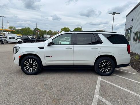 Used 2023 GMC Yukon AT4 w/ AT4 Premium Plus Package AWD/4WD image 4
