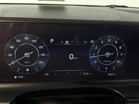 Used 2025 Kia Seltos EX AWD/4WD image 19