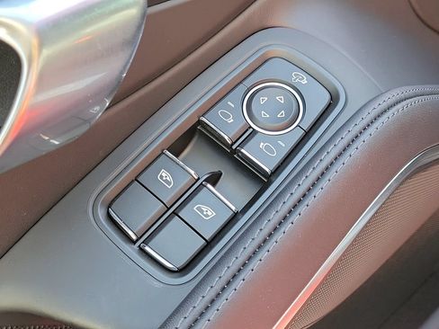 Certified 2024 Porsche 718 Cayman RWD image 23