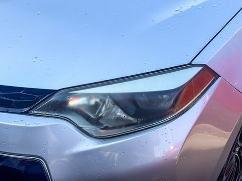 Used 2015 Toyota Corolla S FWD image 8